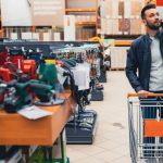 Elektronarzędzia dla elektryków – lista urządzeń, które przyspieszają montaż instalacji